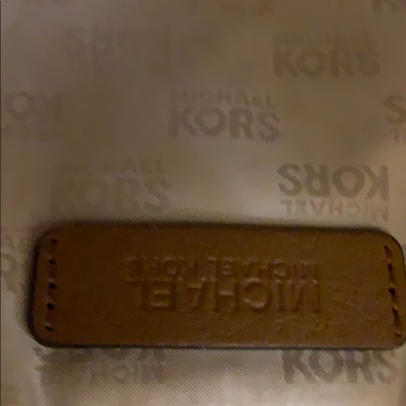 Michael Kors purse - Picture 7 of 8